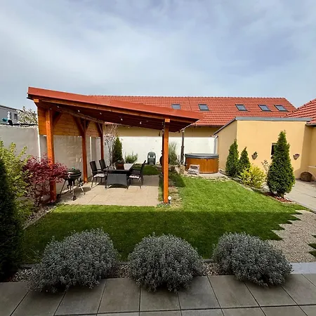 Selský Dvůr Casa de hóspedes 3*